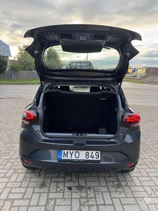 Dacia Sandero - 11