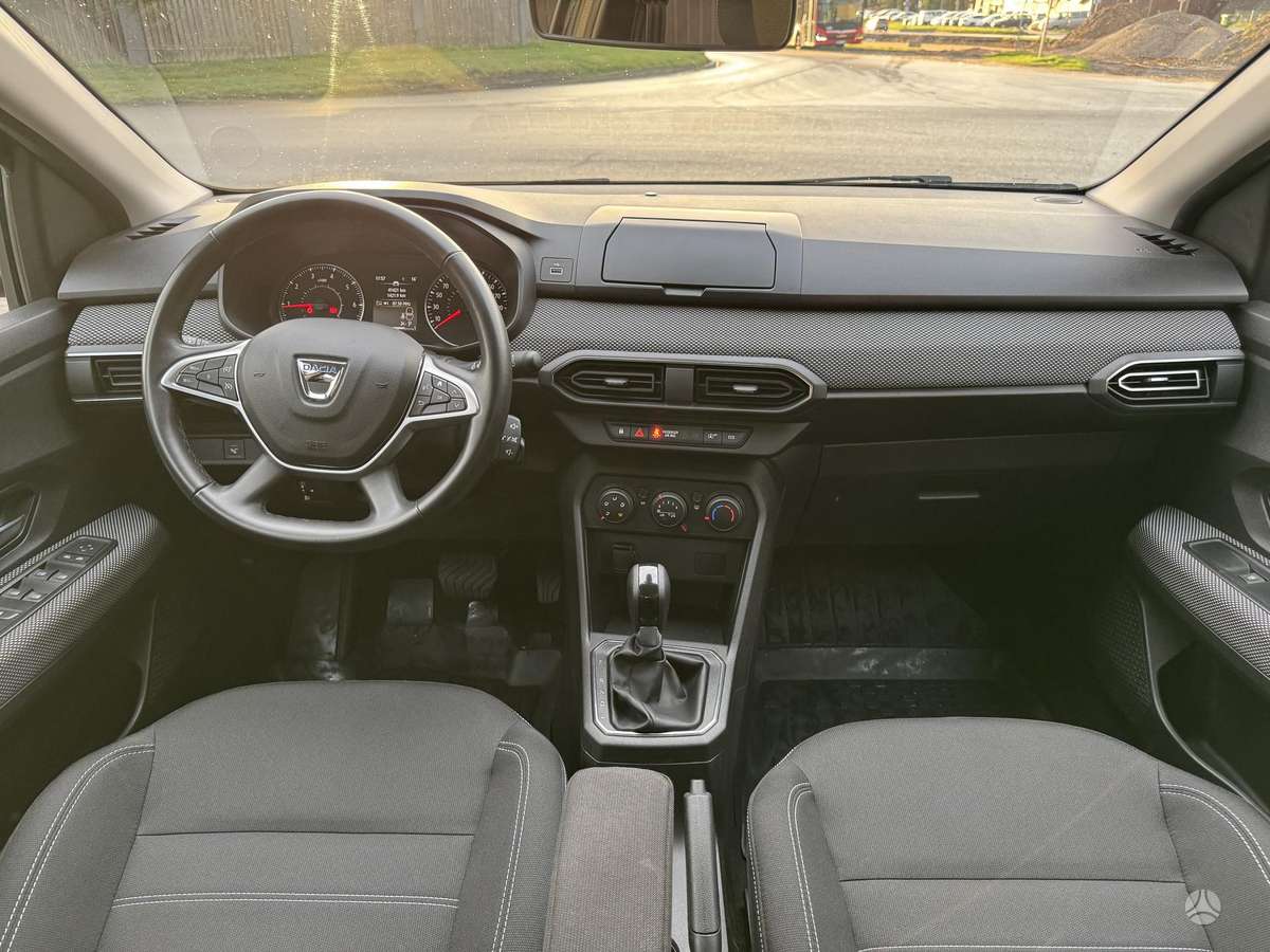 Dacia Sandero - 4