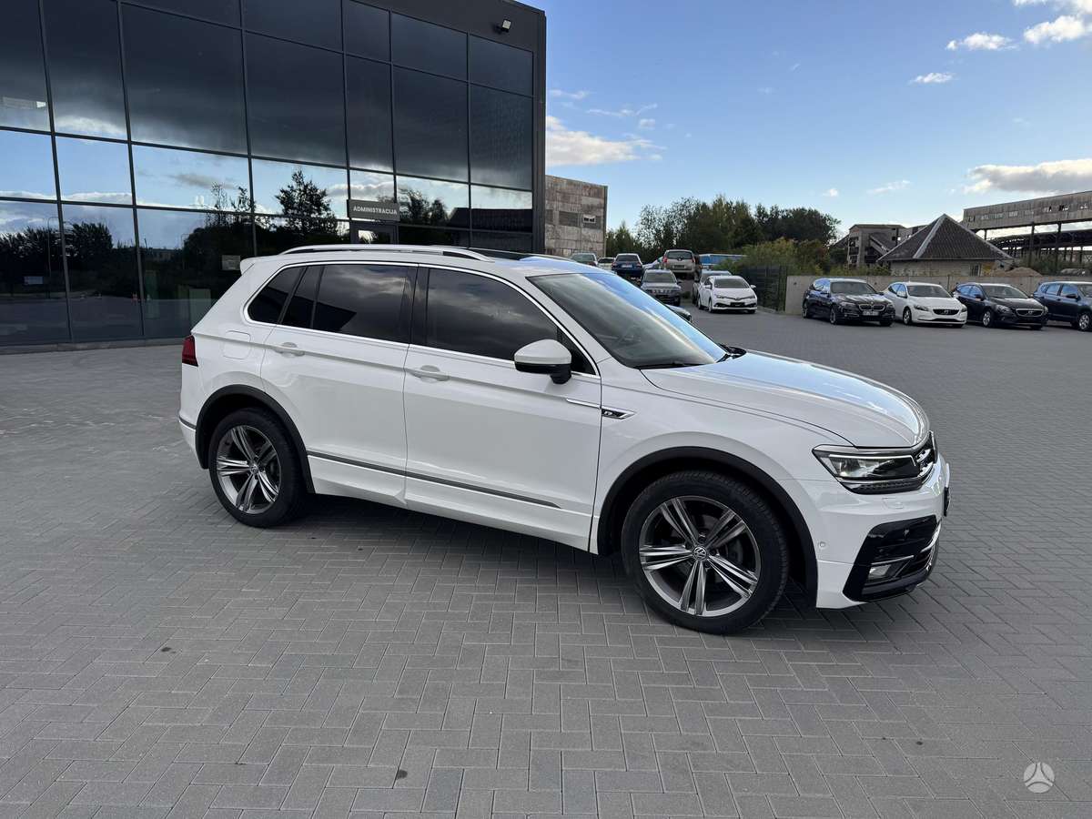 Volkswagen Tiguan - 8