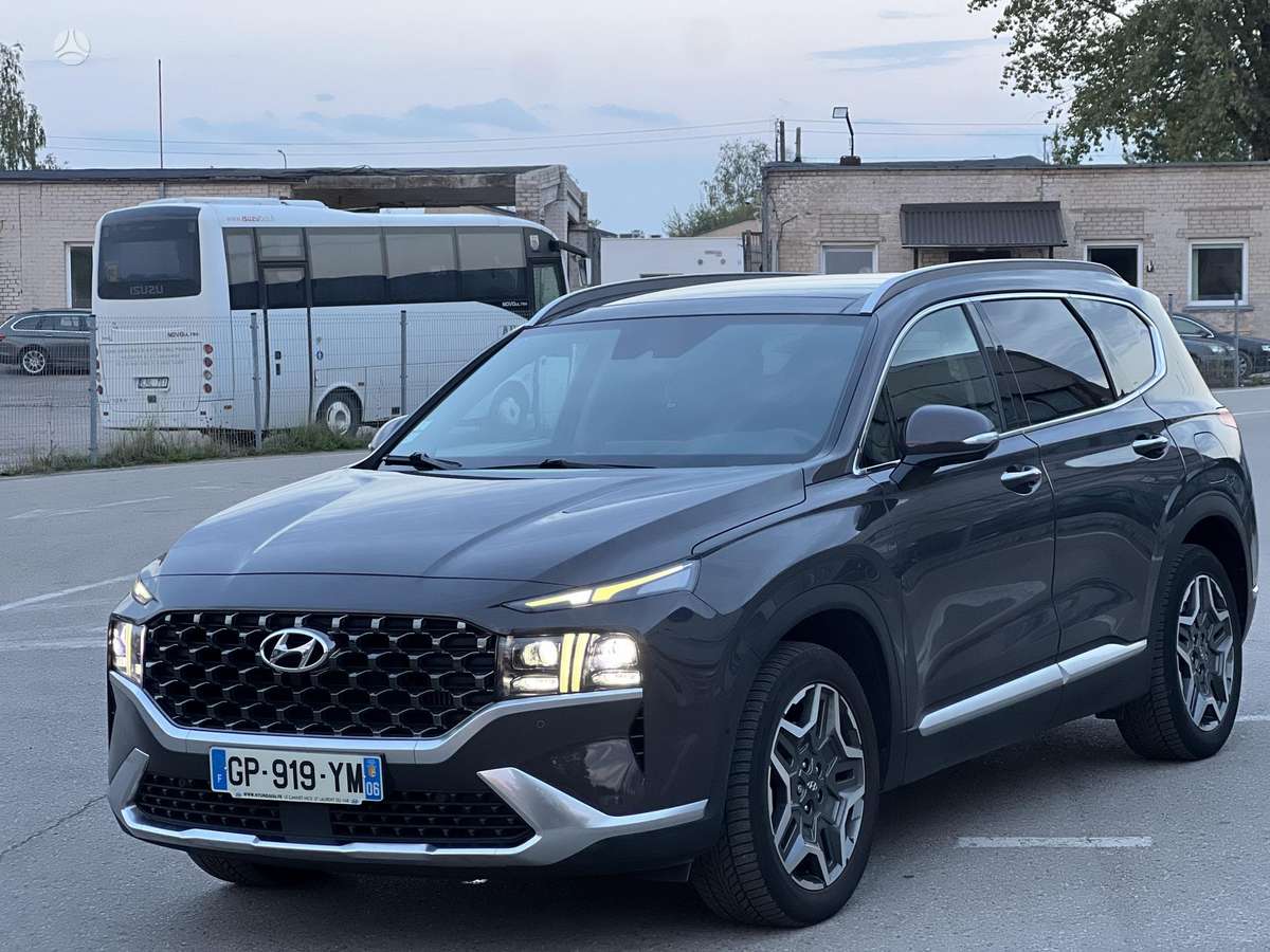 Hyundai Santa Fe - 2