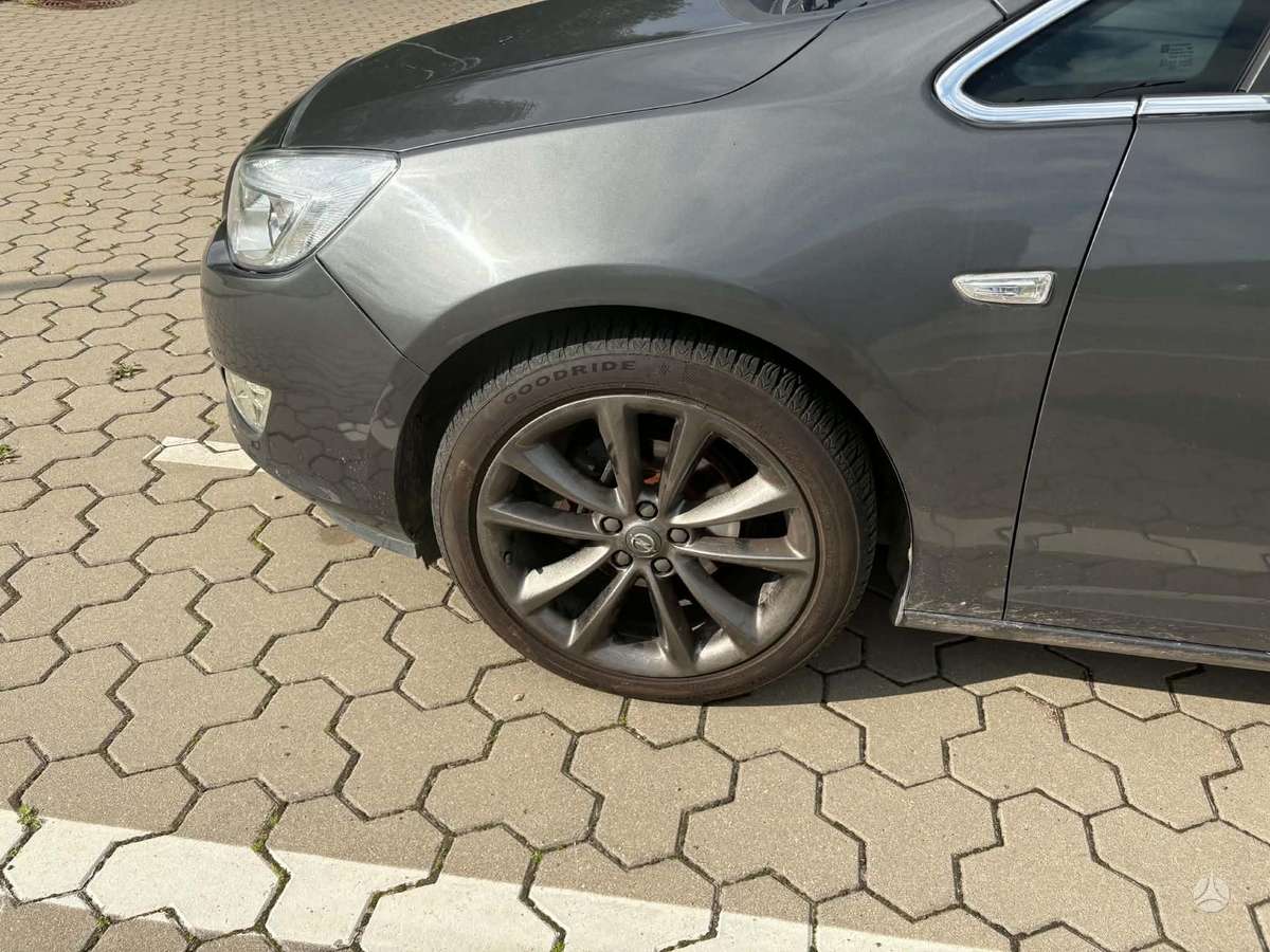 Opel Astra - 10