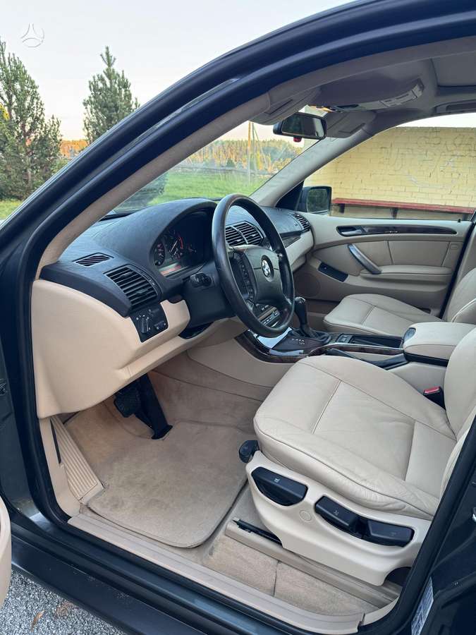 BMW X5 - 7