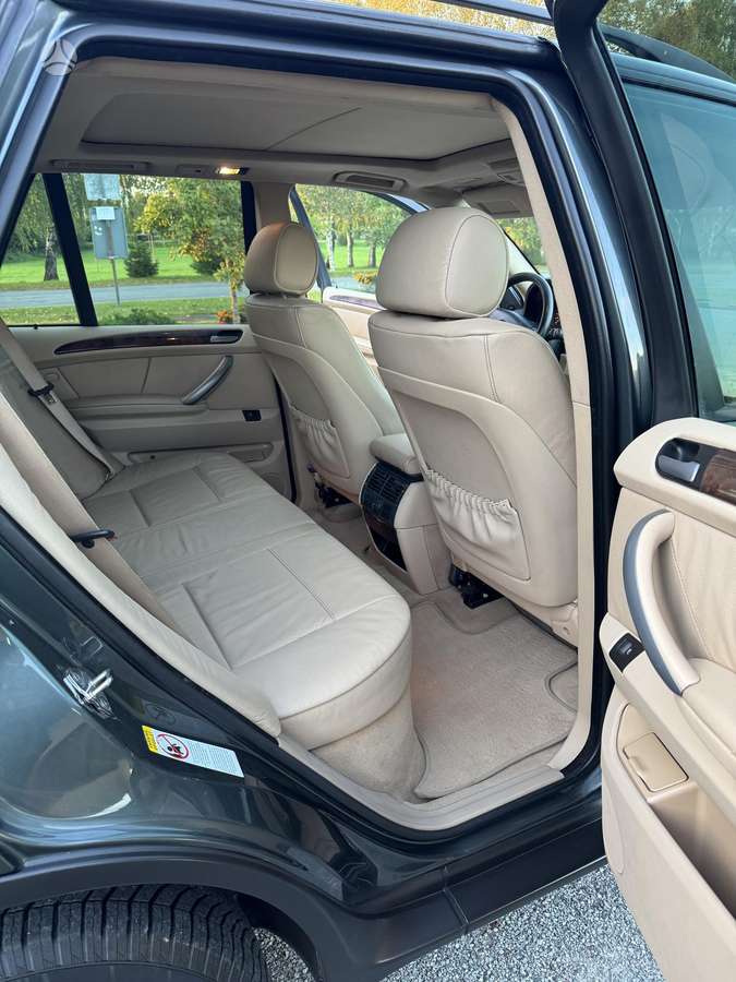 BMW X5 - 11