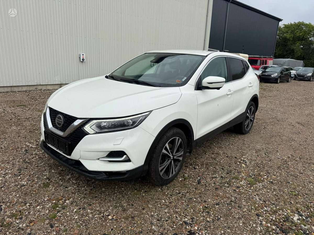 Nissan Qashqai - 1