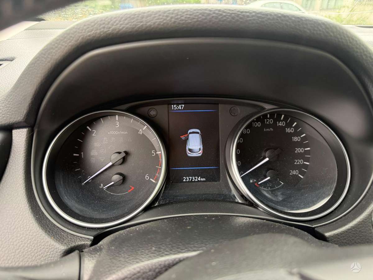 Nissan Qashqai - 11