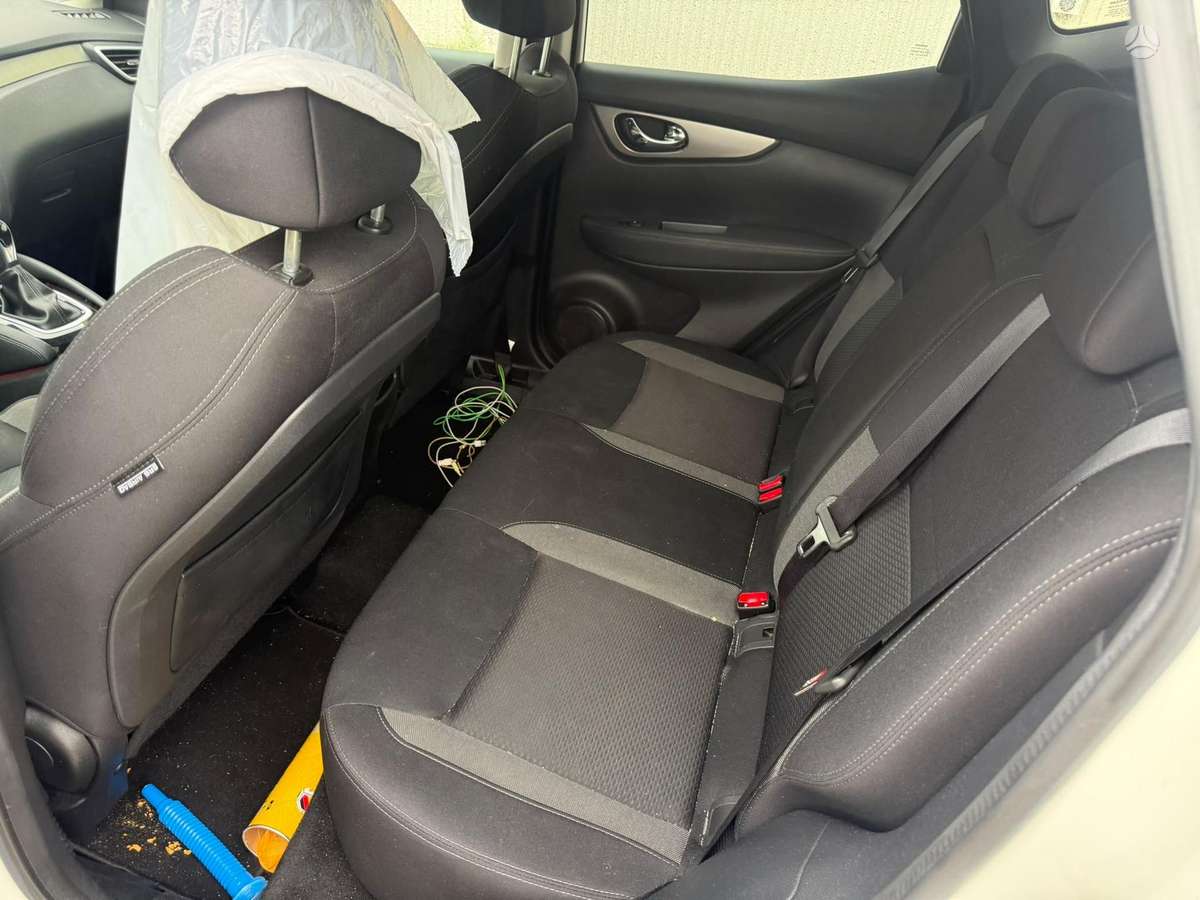 Nissan Qashqai - 12