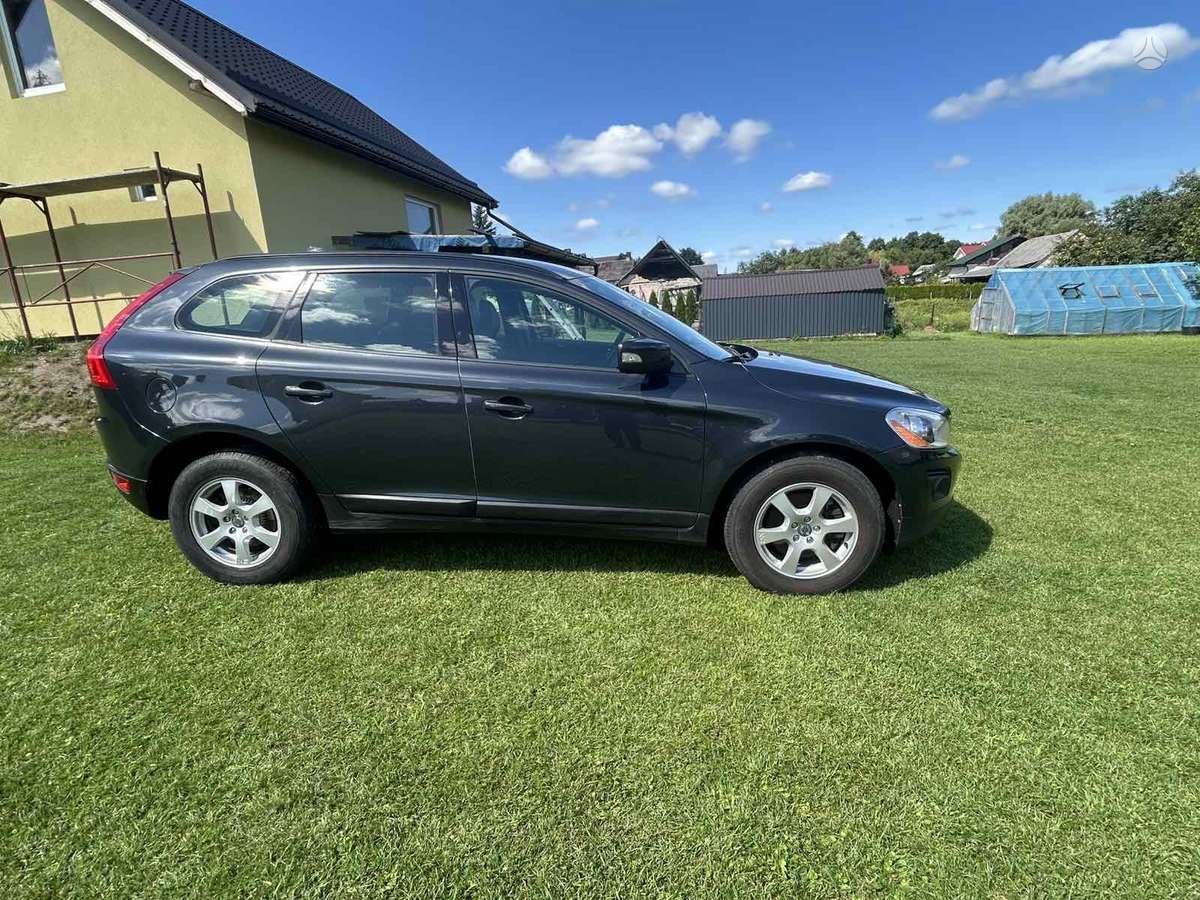 Volvo XC60 - 2