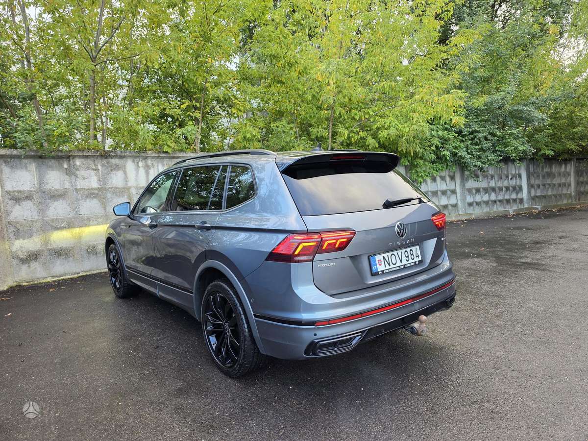 Volkswagen Tiguan Allspace - 4