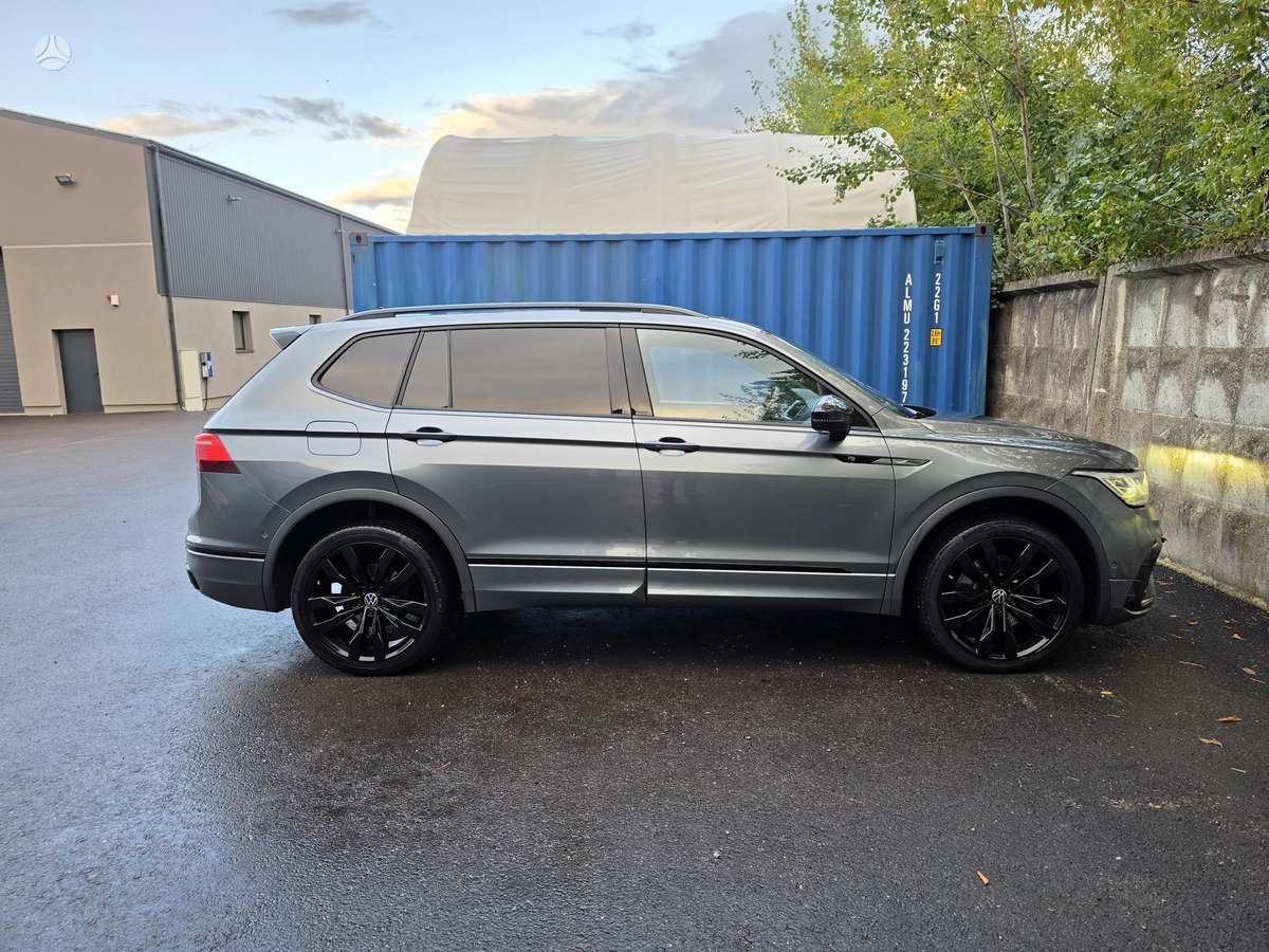 Volkswagen Tiguan Allspace - 6