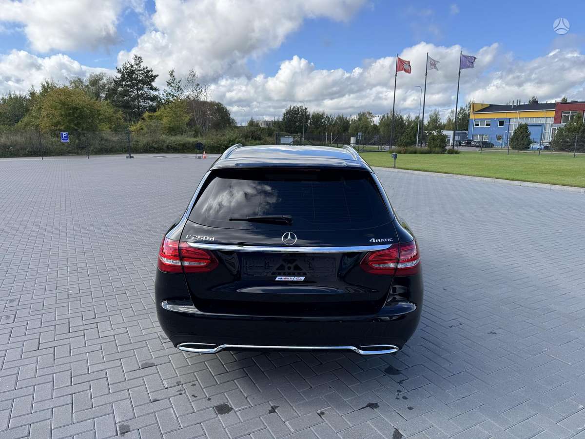 Mercedes-Benz C250 - 5