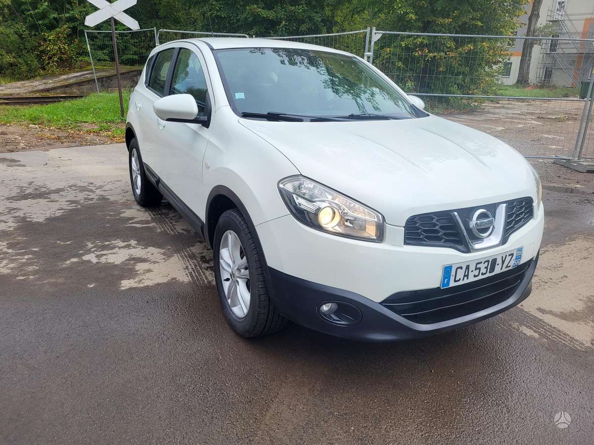 Nissan Qashqai - 2