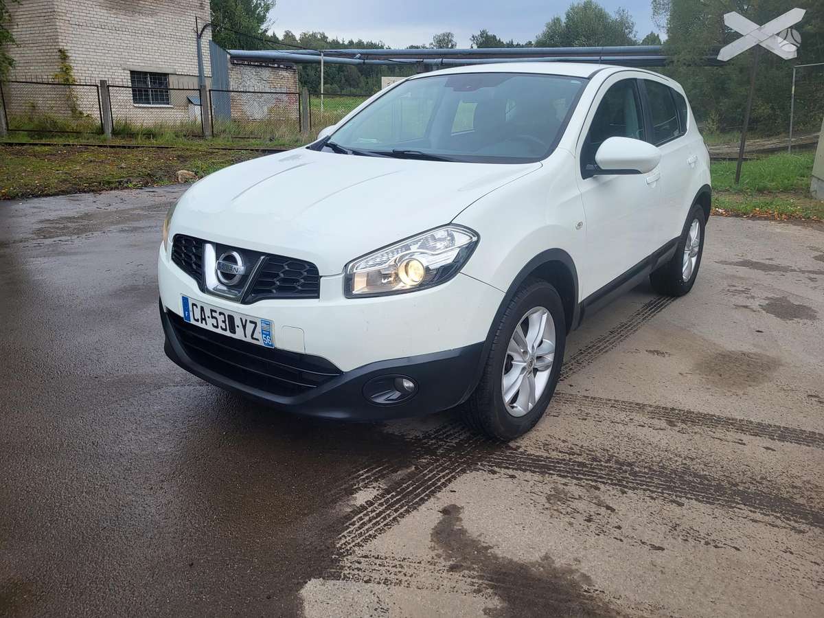 Nissan Qashqai - 1