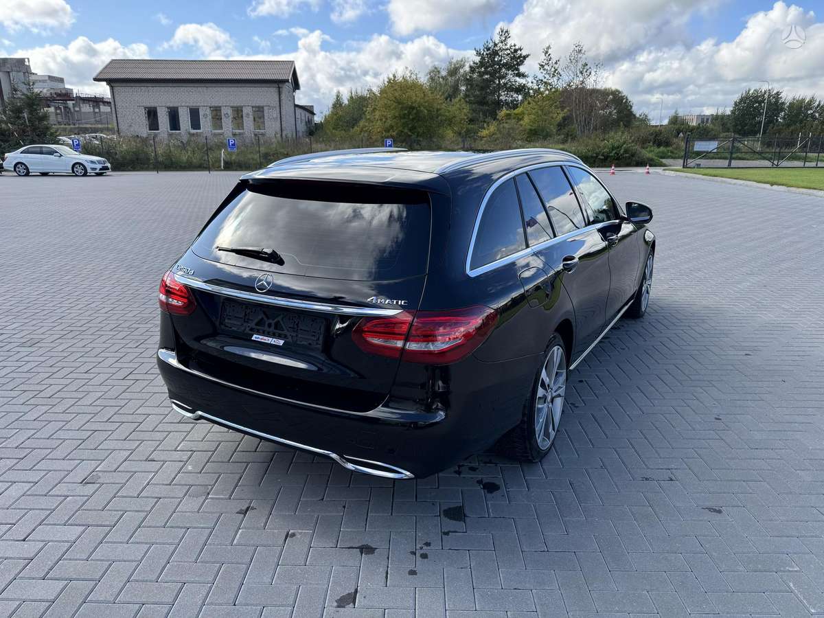 Mercedes-Benz C250 - 6