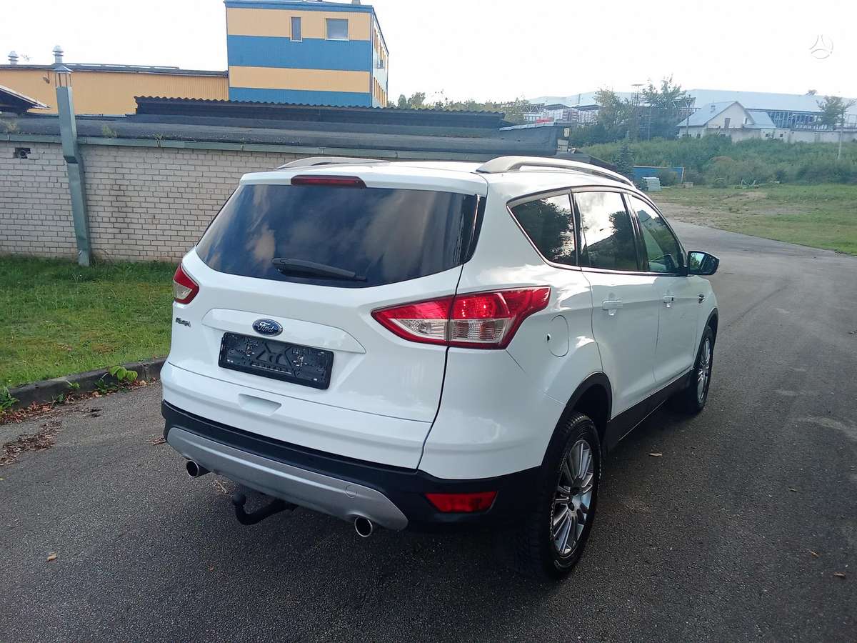 Ford Kuga - 11