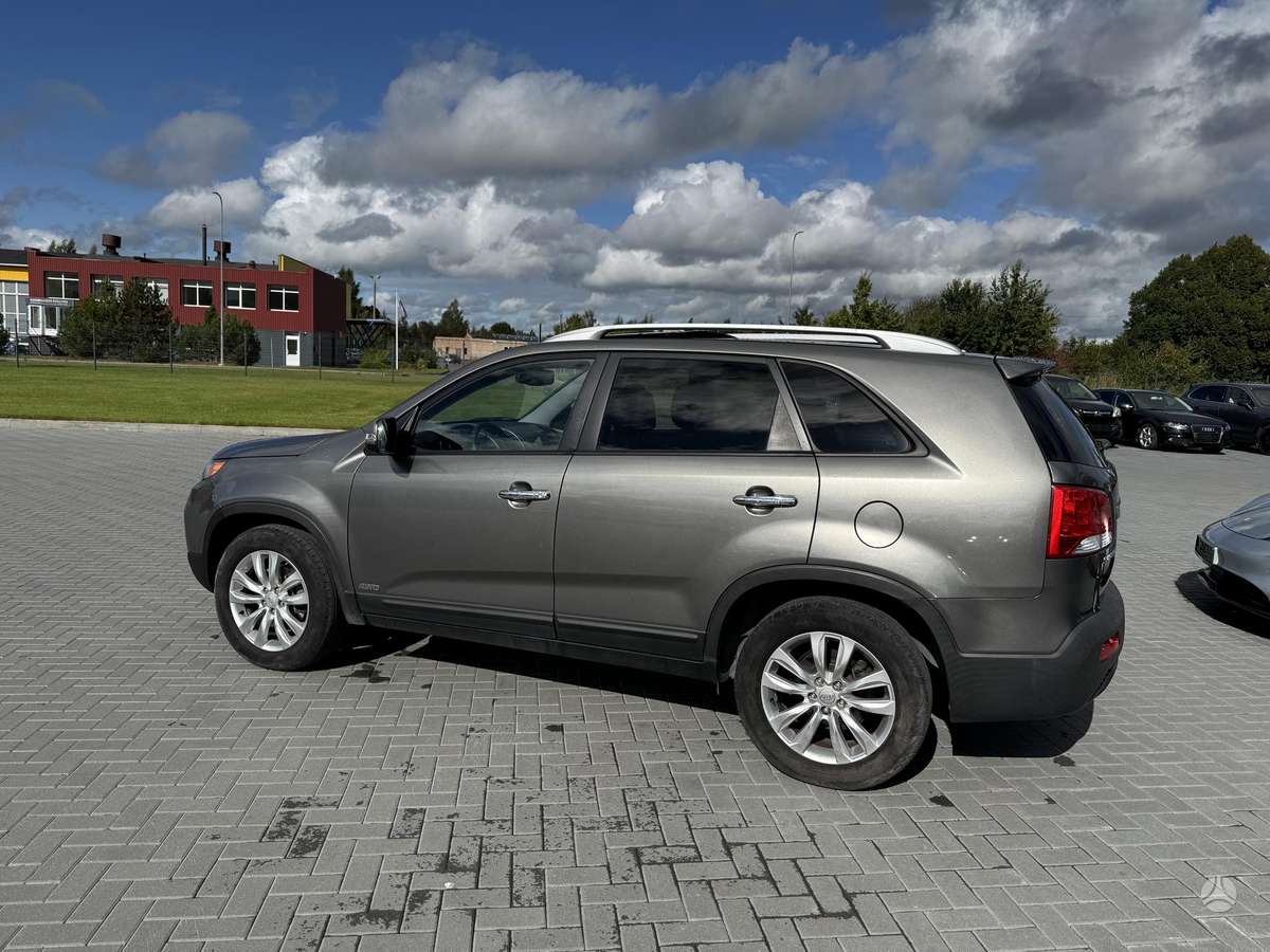 KIA Sorento - 3