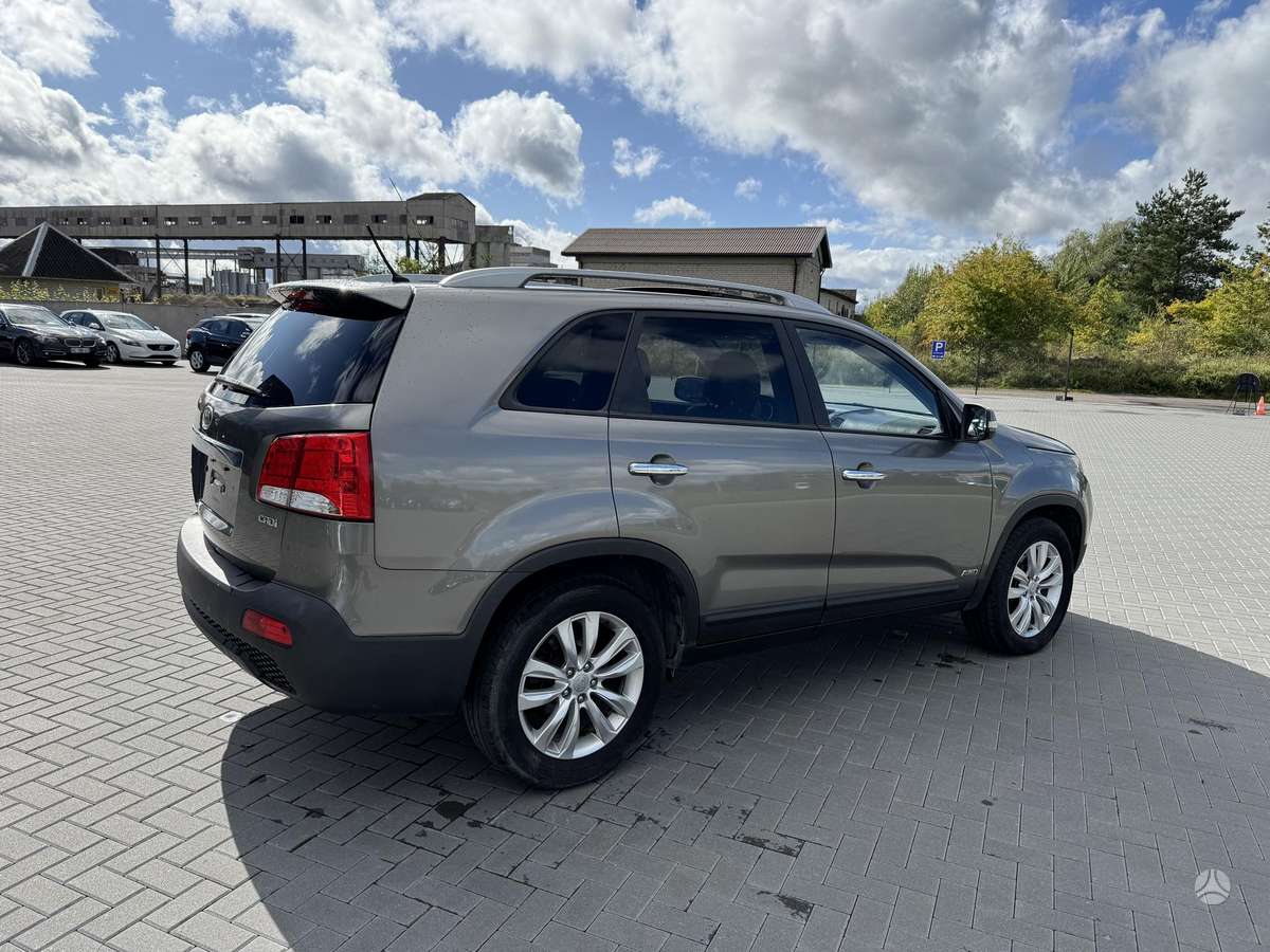 KIA Sorento - 7