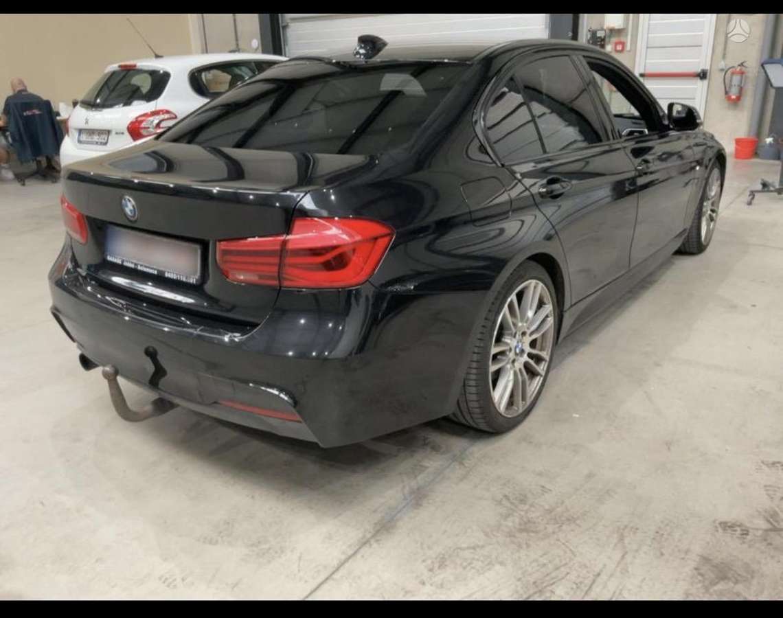 BMW 320 - 3