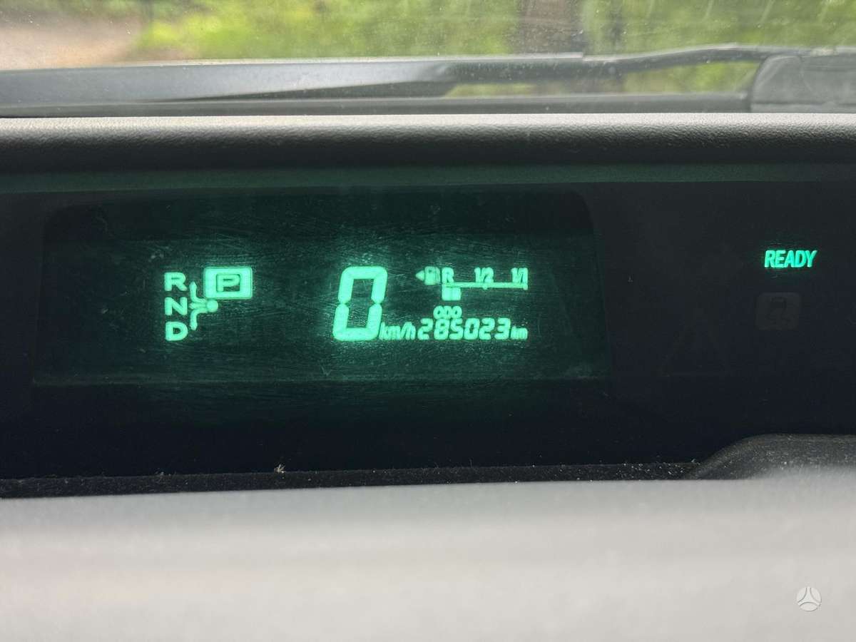 Toyota Prius - 9