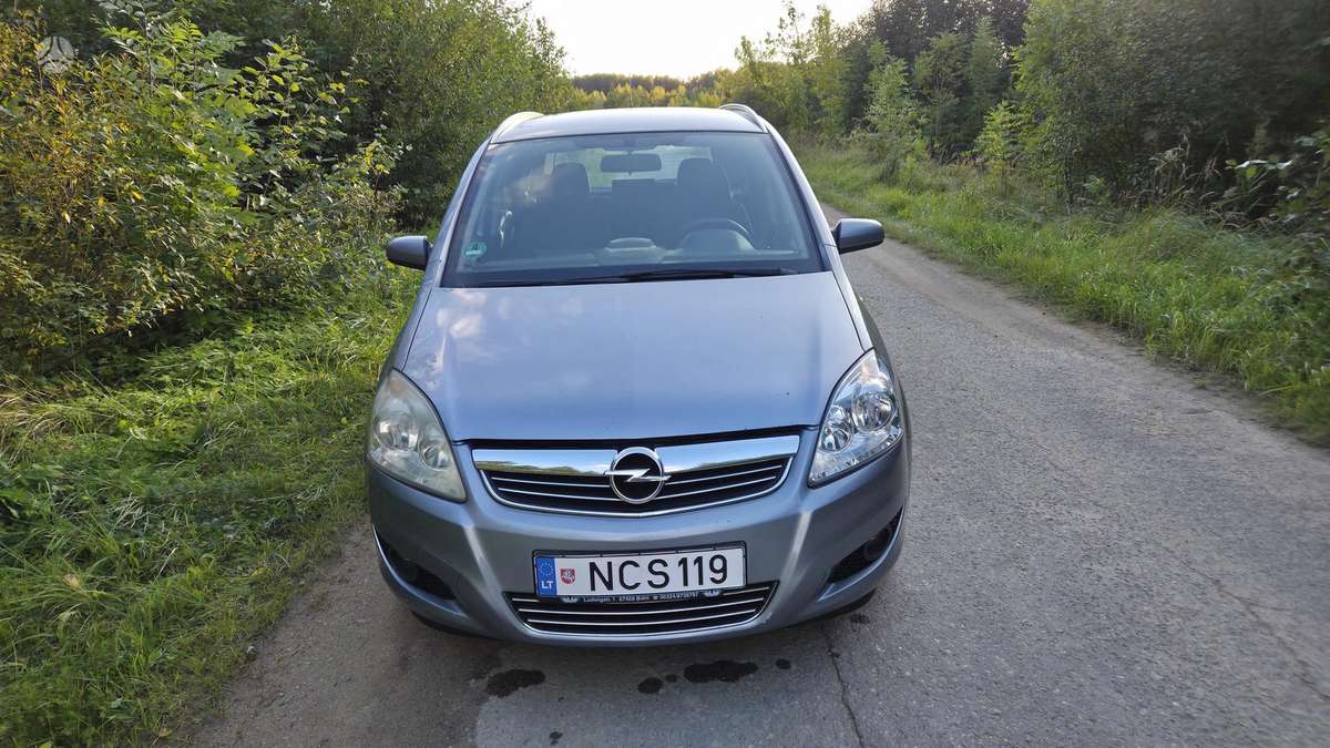 Opel Zafira - 3