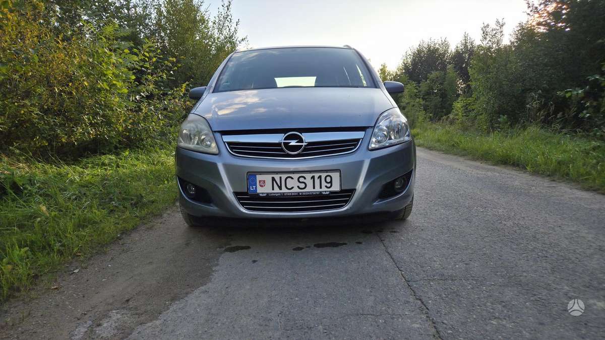 Opel Zafira - 4