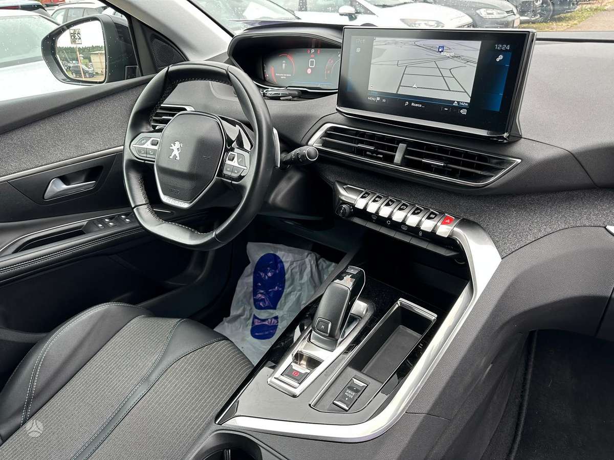 Peugeot 3008 - 11
