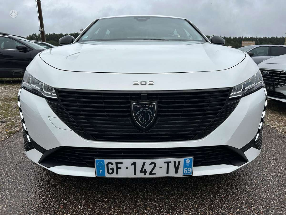 Peugeot 308 - 8