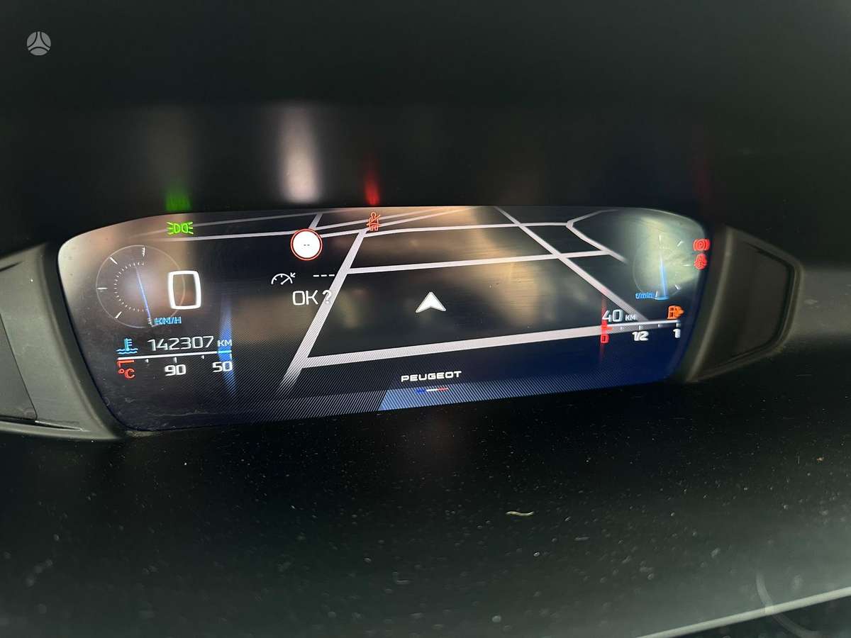 Peugeot 308, 1.2 l., hatchback
