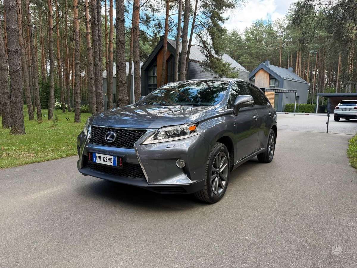 Lexus RX 450h - 12