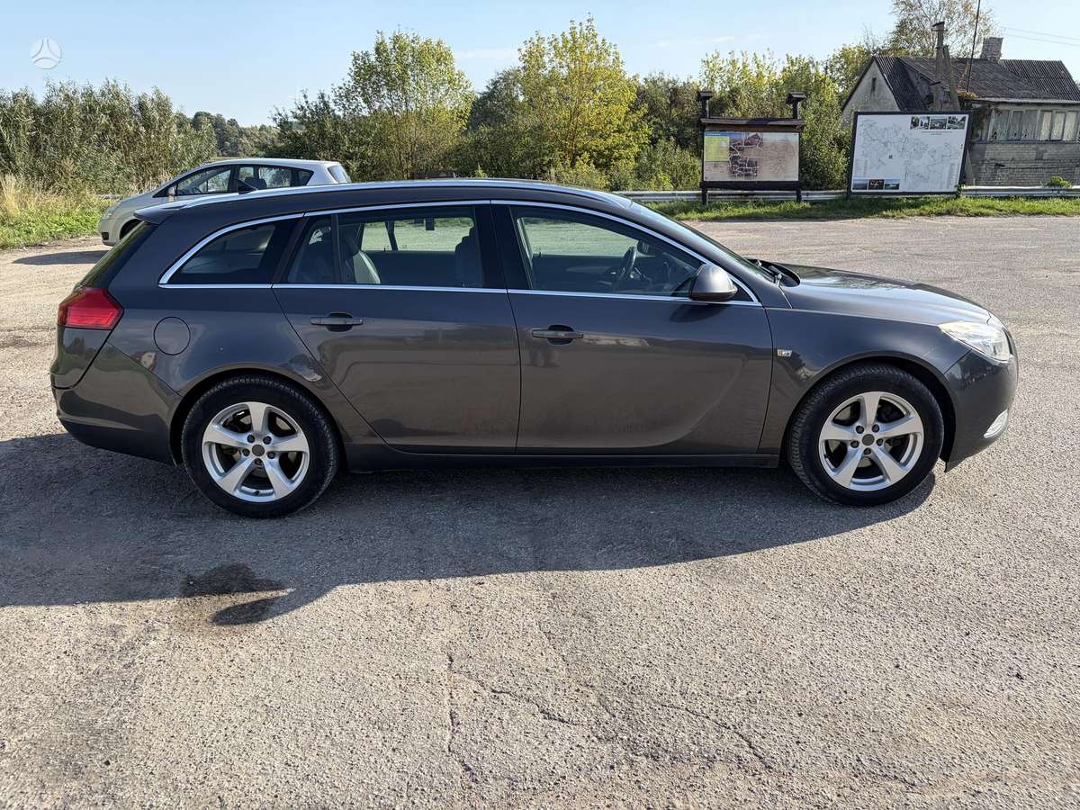 Opel Insignia - 4