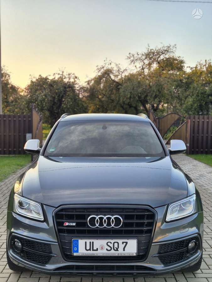 Audi SQ5 - 2