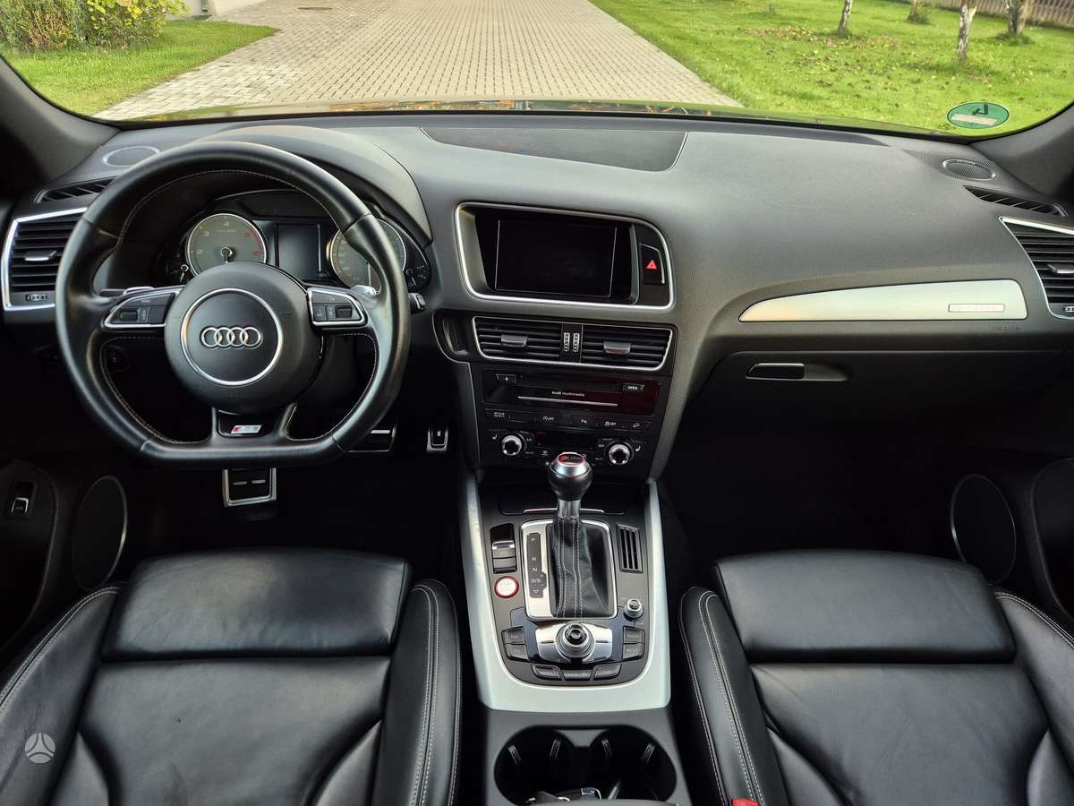 Audi SQ5 - 11