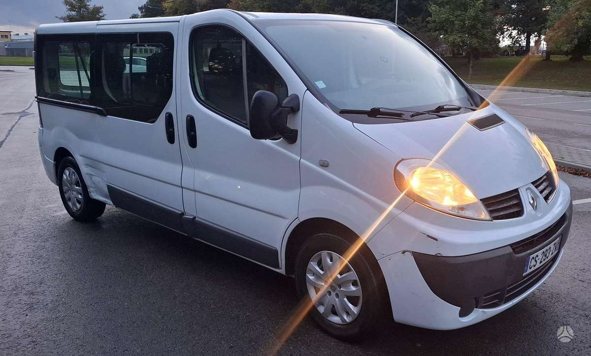 Renault Trafic - 1