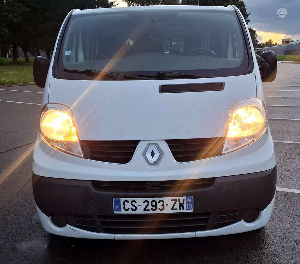 Renault Trafic - 2