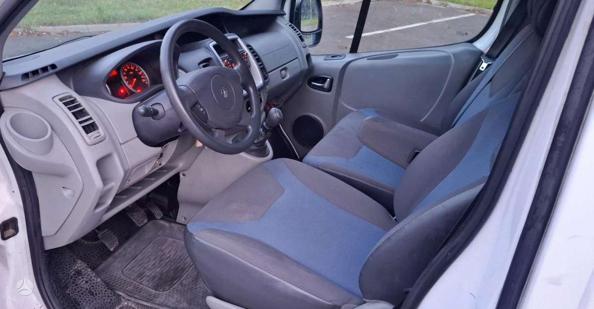 Renault Trafic - 9