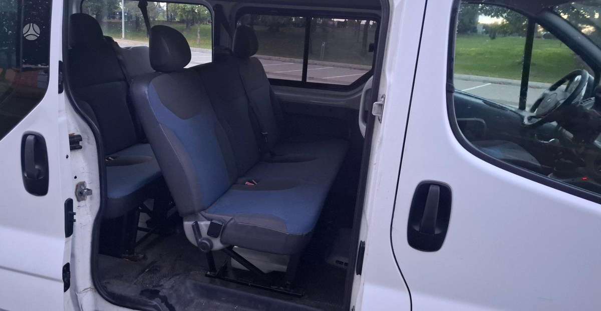 Renault Trafic - 10