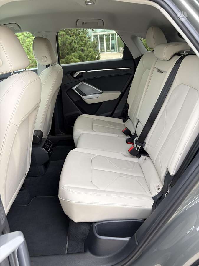 Audi Q3 Sportback - 10