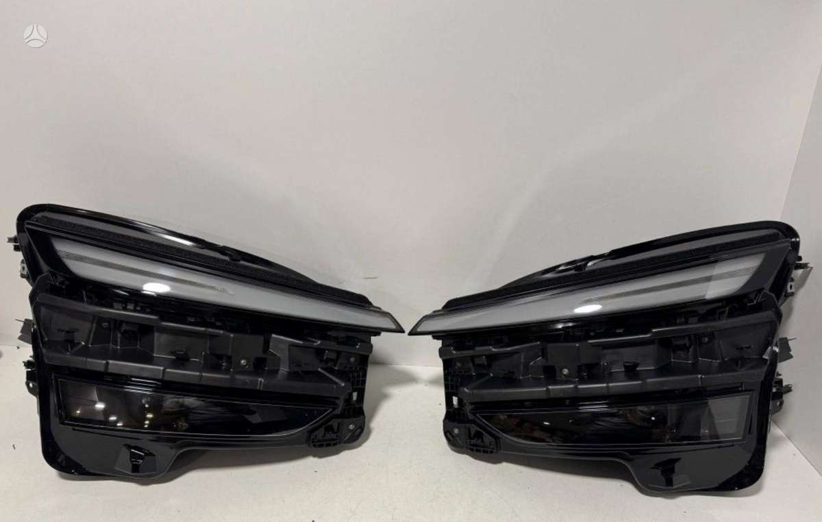 Tesla Model Y lights