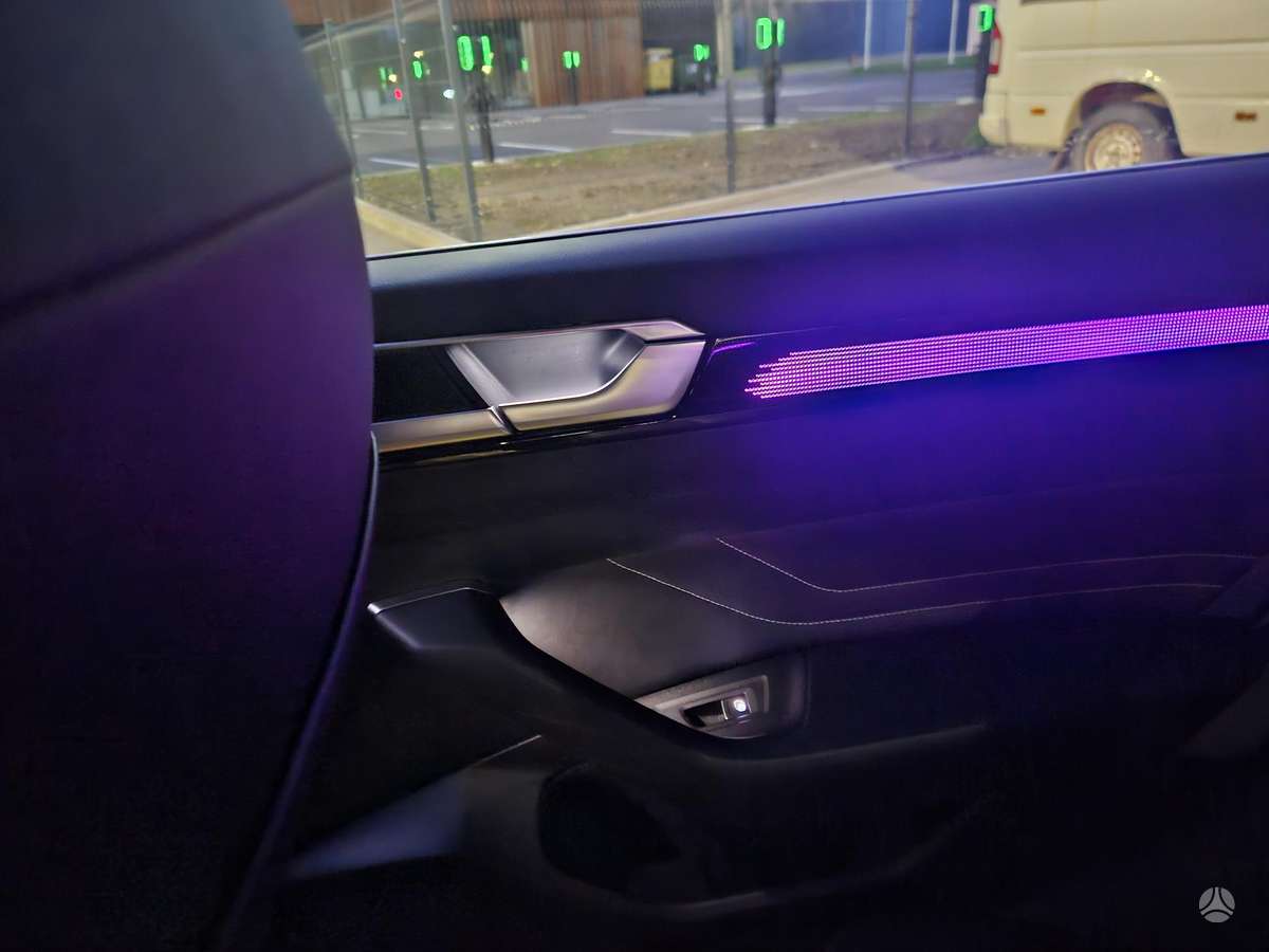 Volkswagen Arteon - 8