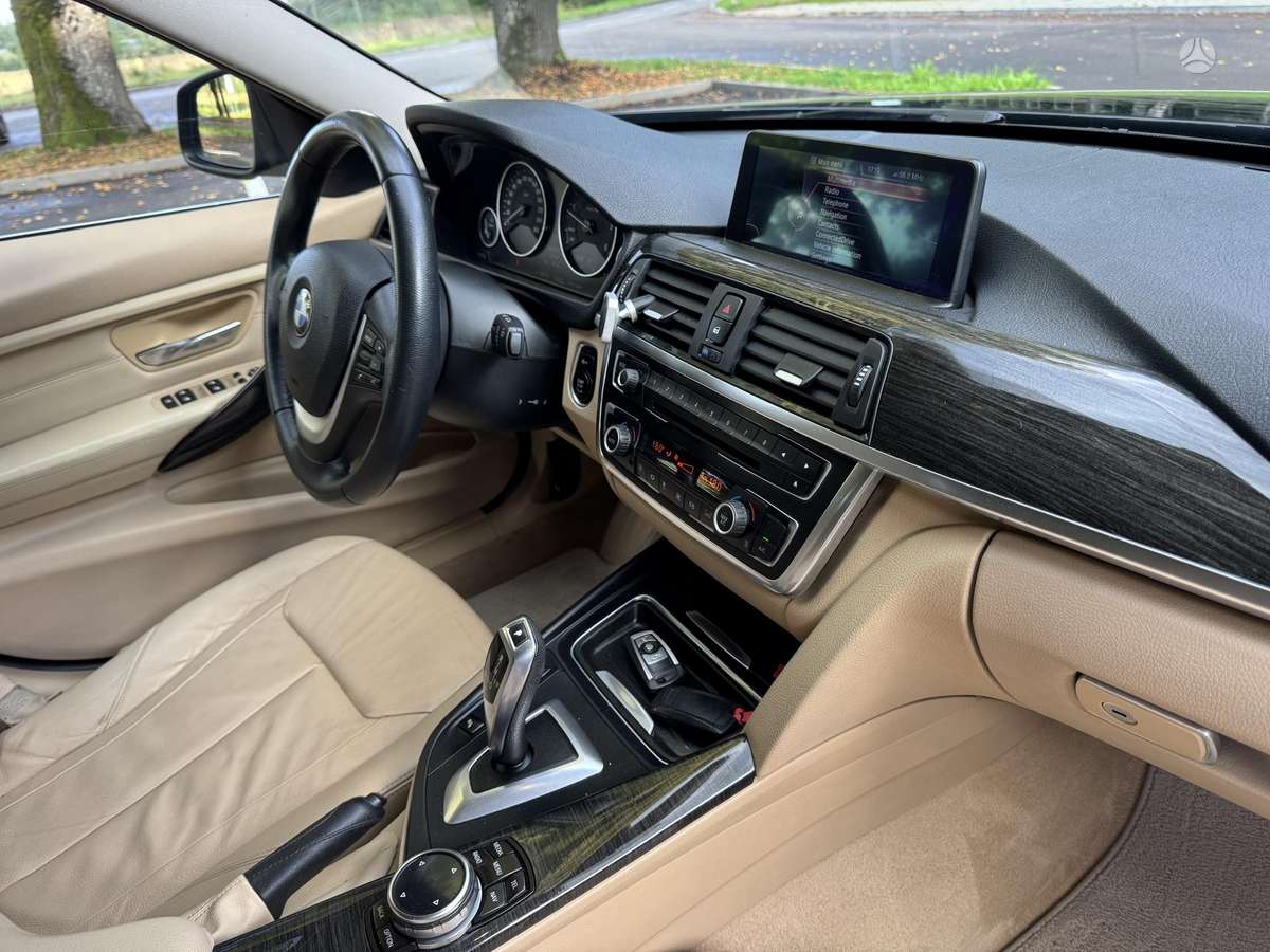 BMW 320, 2.0 l., wagon