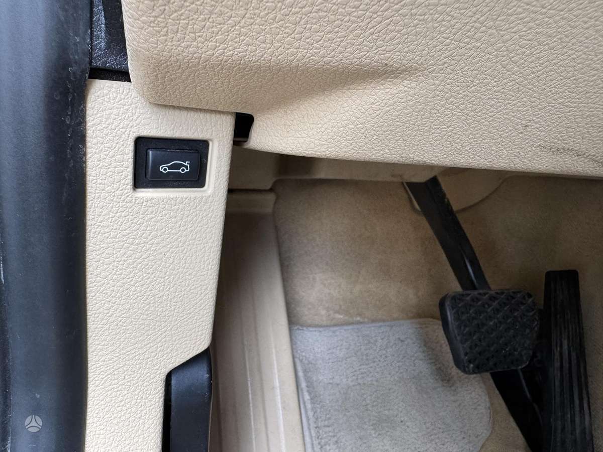 BMW 320, 2.0 l., wagon