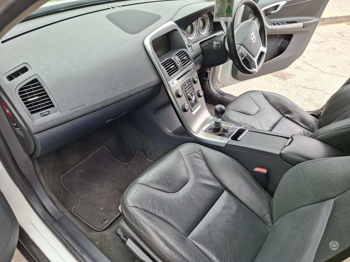 Volvo XC60 - 9