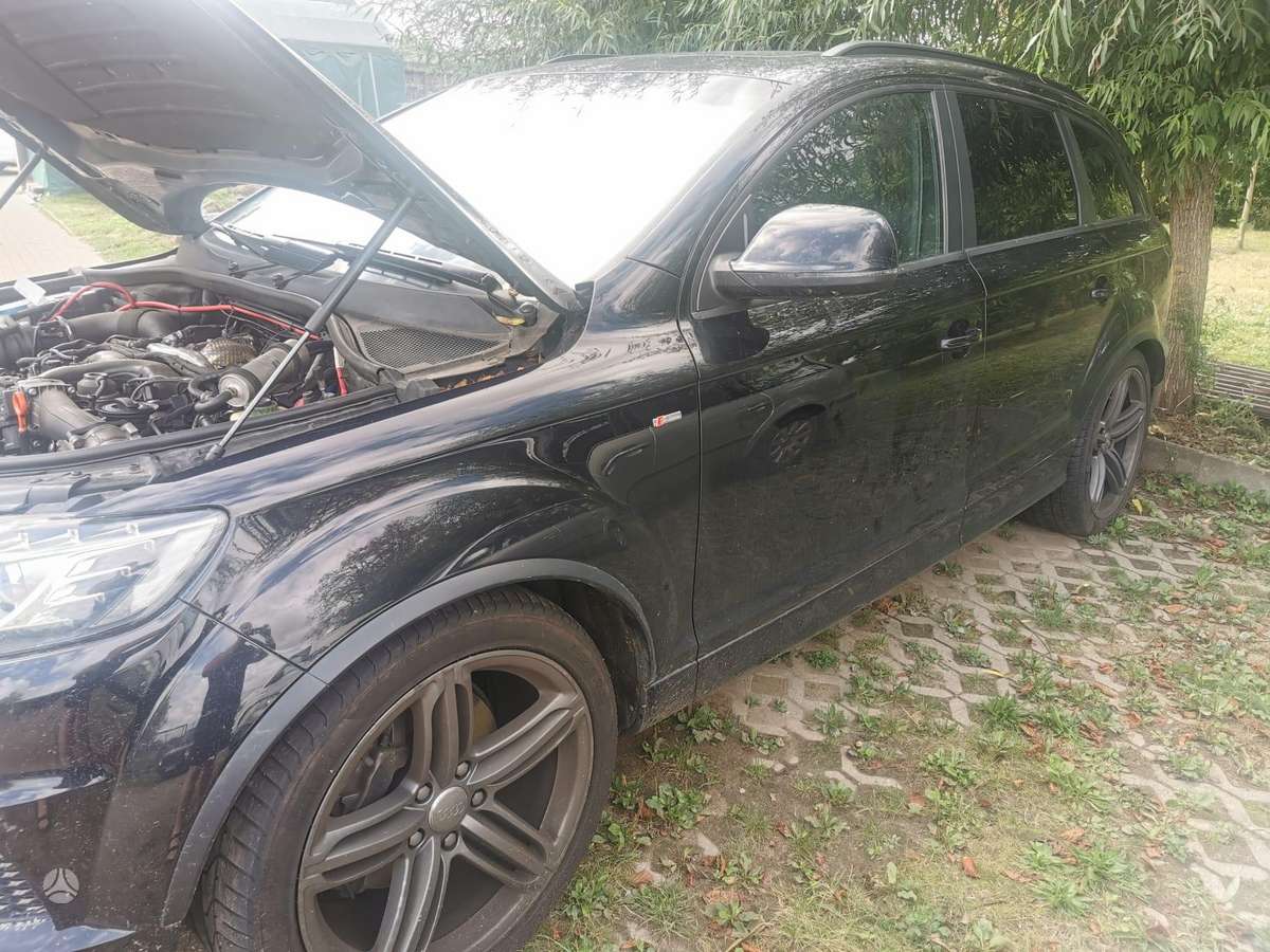 Audi Q7 - 2