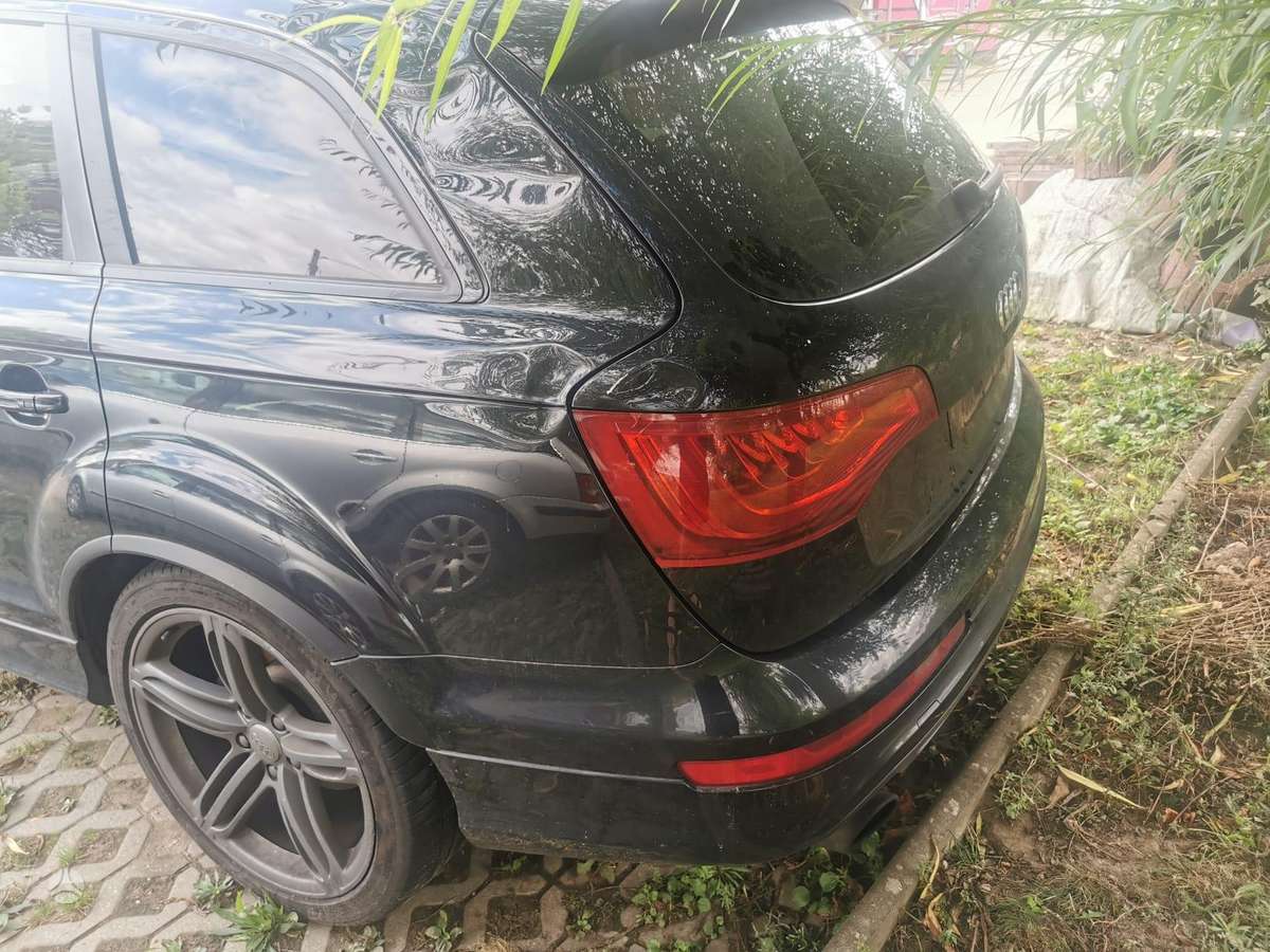 Audi Q7 - 3