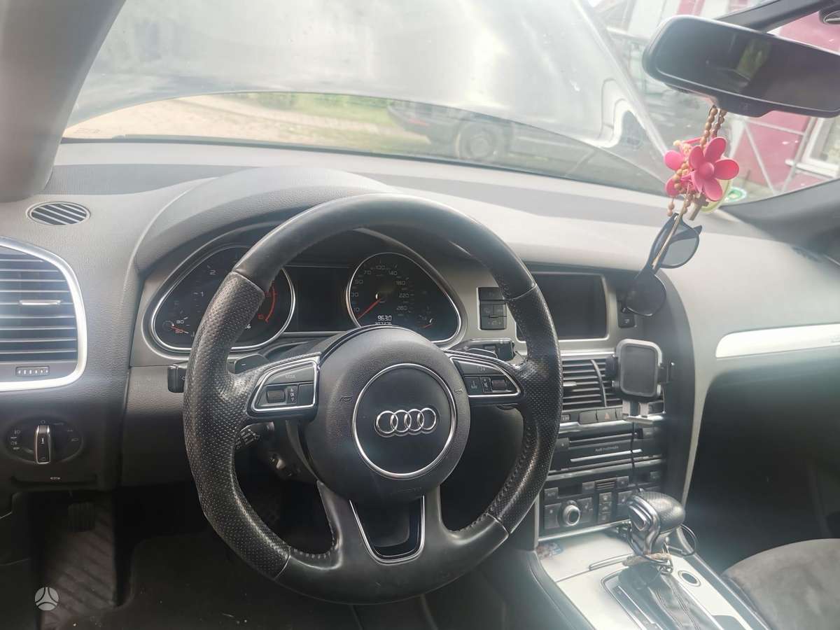 Audi Q7 - 5