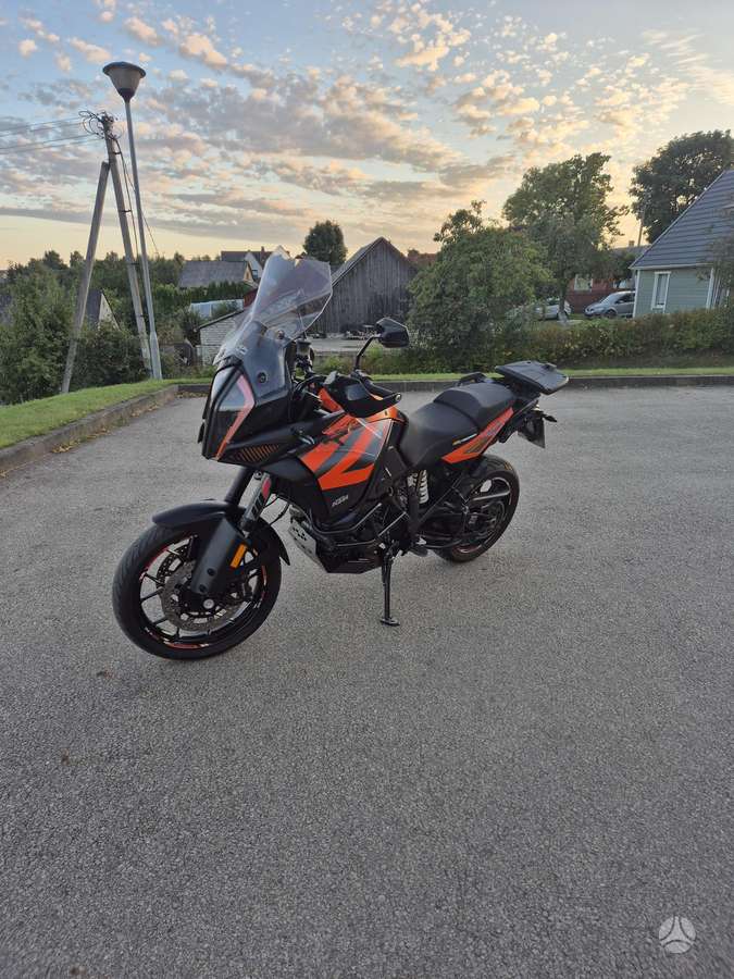 KTM Super Adventure 1300cc, enduro / adventure