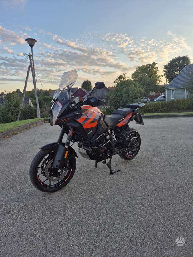 KTM Super Adventure 1300cc, enduro / adventure