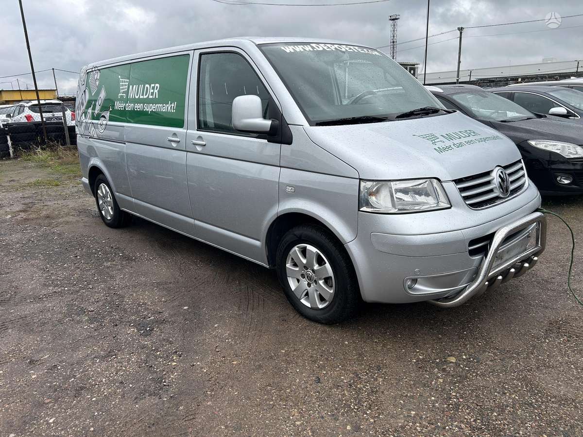 Volkswagen Transporter - 1
