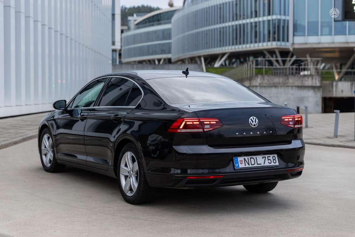 Volkswagen Passat - 5