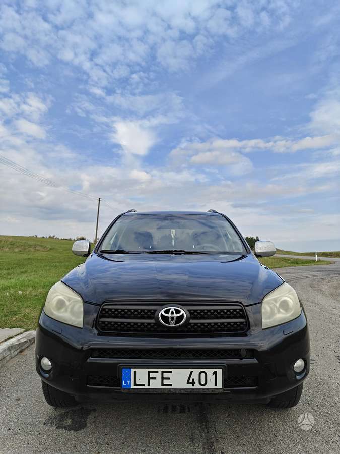 Toyota RAV4 - 2