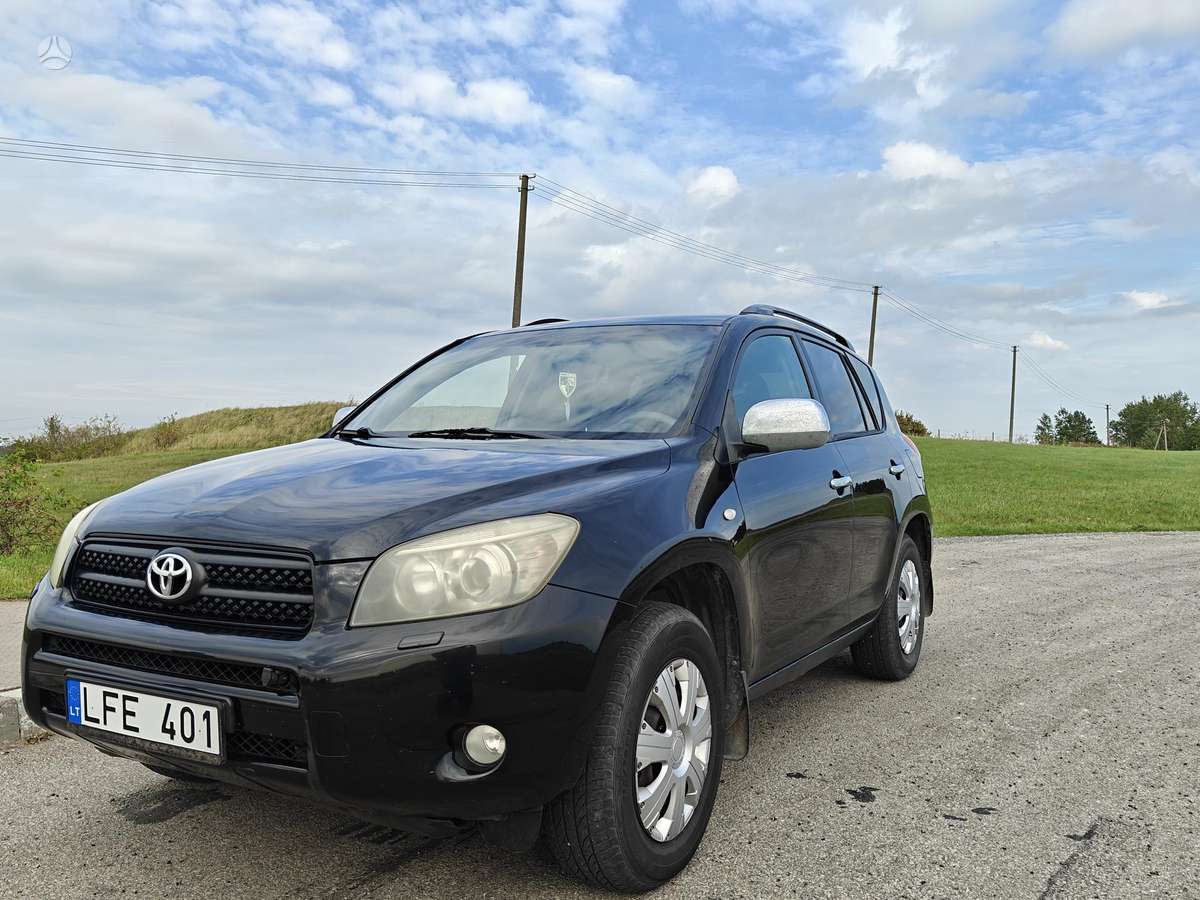 Toyota RAV4 - 3